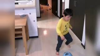【家サッカー/テクニック】5歳11ヶ月。できるまでやる。マルセイユルーレット。